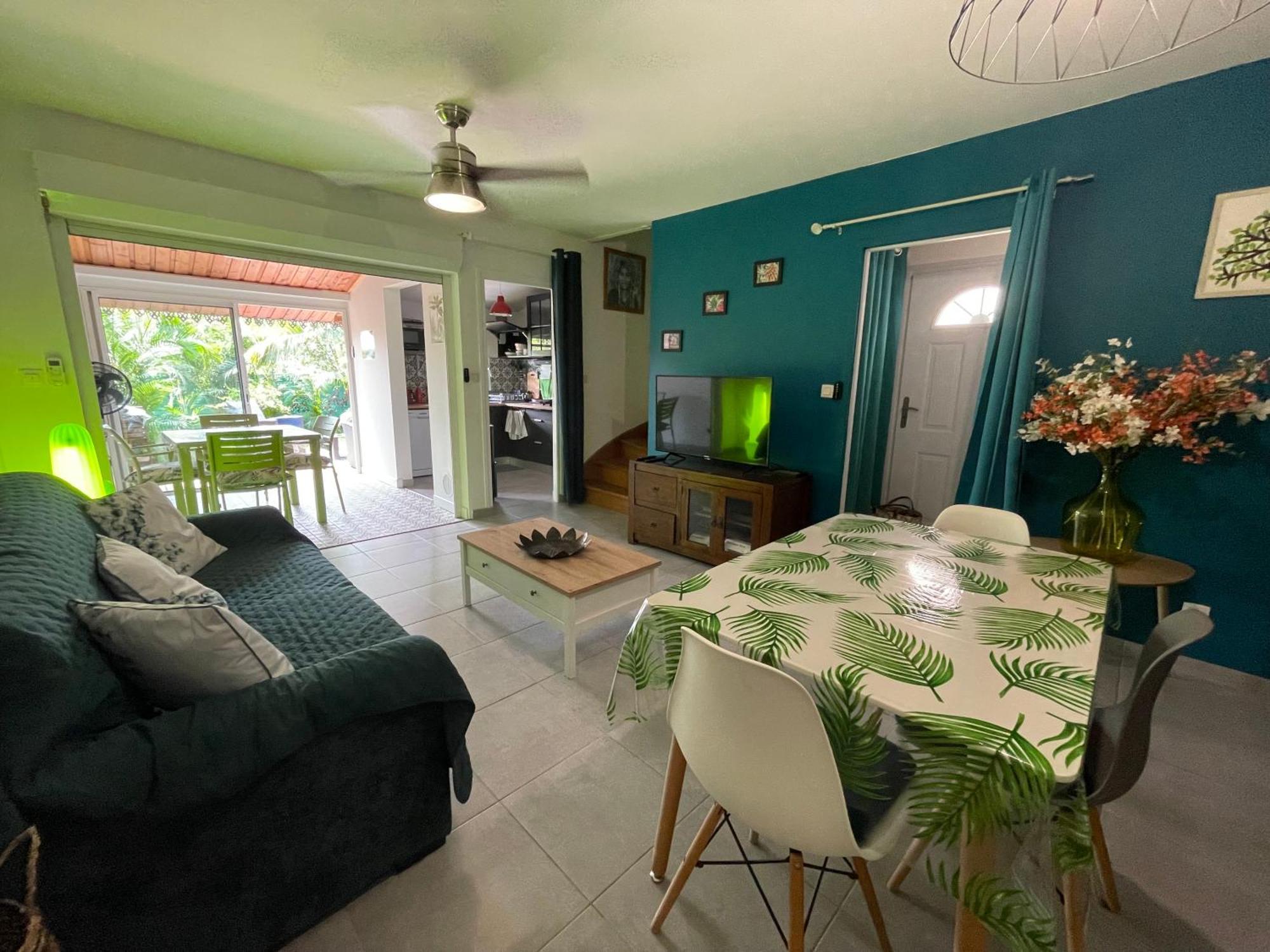 Duplex Tifanjan Avec Jardin Fleuri Pres De La Mer Saint-Paul Екстер'єр фото